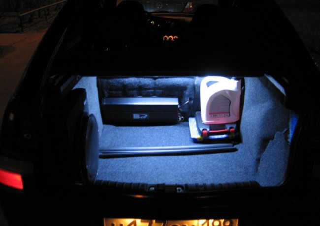 Внешний вид подсветки светодиодами багажника в ВАЗ-2109