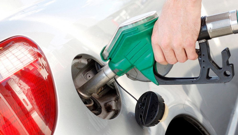 Компания Лукойл не собирается поднимать цены на бензин